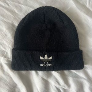 Adidas beanie